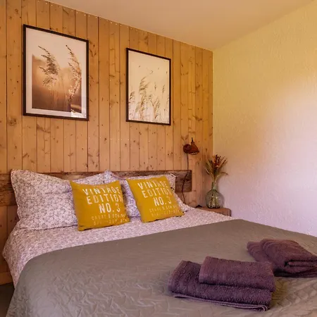 Wioska Radoska - Zolta Stodola Na Mazurach Przez Caly Rok *